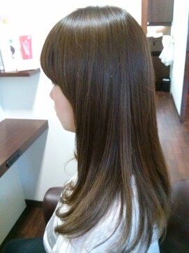 ネスト(NEST) さら・艶ストレートヘア