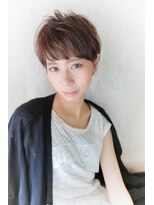 アクティフ(actif) ナチュラルショートボブ