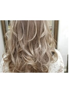 ゼットサロン(Z SALON) Z「ロイヤルミルクティー◎」