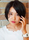 暗髪ショートボブ