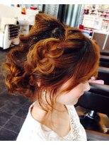 アビアンドアッシュ(Abi&Ass)&nbsp;ゆるふわアレンジ編み込みStyle