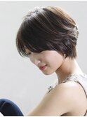 大人ショートボブ「キャルム×抜け感」