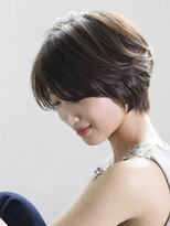 大人ショートボブ「キャルム×抜け感」