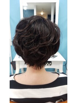 アラワラブルー(arrawarra blue) メリハリショートヘア/20代/30代/40代/50代/倉敷/白楽町