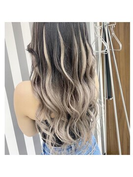 レヴェリー(REVERIE) #プルエクステ#バレイヤージュ風#ロングヘアー