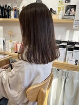 メルク(merc.)&nbsp;【内巻きでも可愛くなる質感カット】