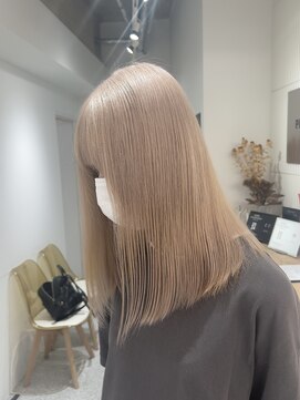 ペレ 渋谷(PELE) デザインカラー/レイヤーカット/ウェットヘア/オリーブベージュ