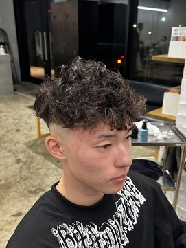 ザデイトウキョウ 表参道 青山(THE DAY TOKYO) スペインカール