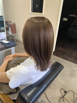 ユニ(Uni.) シナモンベージュ