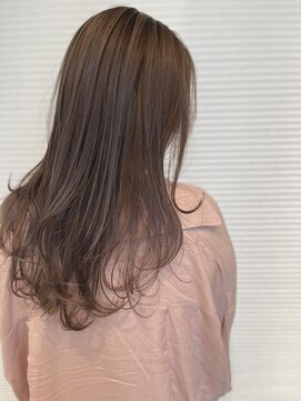 ヘアースタジオ ゼン カロン(Hair studio Zen kalon) レイヤーカット、艶カラー