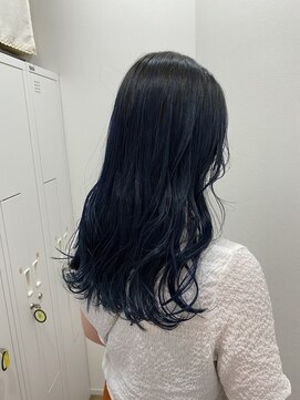 リムヘアーズボウグループ(Rim hairs BEAU group) 滋賀/守山/ロング/ブルーブラック