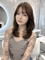 エヌアイ オモテサンドウ(ni omotesando) ミディアムレイヤー/顔周りカット/ブラウン 上野