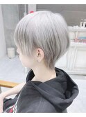 ブリーチシルバーカラーツーブロックマッシュロングウルフカット