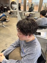 リラクオーレメンズ(LIRA CUORE men's) スパイラルパーマ/サーフパーマ/メンズパーマ