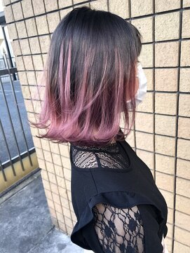 salon de MiLK 札幌大通店【サロン ド ミルク】 根元が伸びても気にならないエモピンクバレイヤージュ