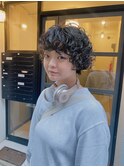 ユニセックス　ショートハードパーマ