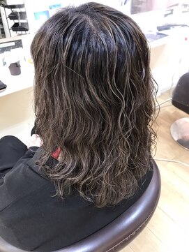 ルシードスタイルアートラッシュ(LUCIDO STYLE ARTRUSH) 育てるハイライト(白髪ぼかし)