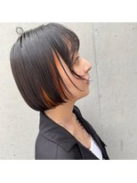 アトリエ フェム(atelier.fem) オレンジインナーカラー×ぱつっとボブ