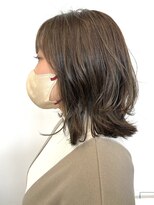 ヴィーダ(vida)&nbsp;【vida まりな】アッシュベージュ こなれヘア ミディアムボブ