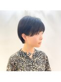 イメチェン可愛い暗髪マッシュショートヘア