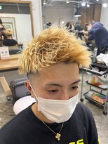 【TAKASHI】金髪ジェットモヒカン