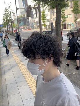 ミリ(milli Produce by ITAKURA) 波巻きスパイラルパーマツイストスパイラルパーマ2ブロック