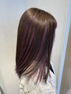 リア(Lia by KENJE) アンブレラカラーで派手髪に!