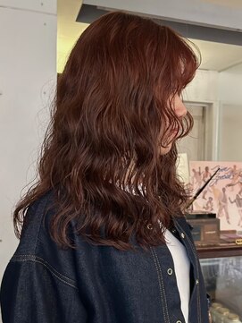 アンプラグド(unplugged) オレンジブラウンのパーマスタイル