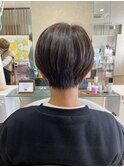 耳かけショートボブ