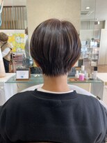 ビフィーノ イーリス 川西店(bifino iris) 耳かけショートボブ