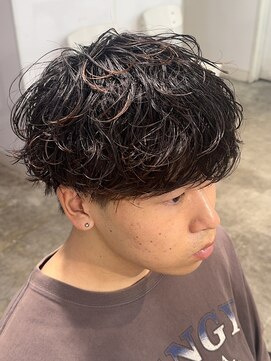 アムリタ(AMRITA) テテ風シャドウパーマ＿シオン