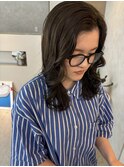 オリーブベージュ