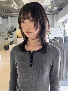 トリア(the tria) レイヤーカット