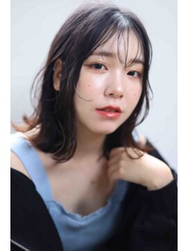 ヘアーパレス フタバ(Hair palace FUTABA) ミディアムレイヤー/ゆるふわミディアム/地毛風カラー/暗髪