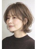 ハーツ(Heart's)&nbsp;大人ショート　白髪ぼかし　脱白髪染め　ハイライト40代50代60代