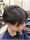 センターパートスタイル
