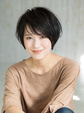 タヤ グランデュオ立川店(TAYA) 20代シースルーバングハイライトオリーブカラーショートボブ