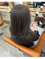 ナンバー アンフィール 渋谷(N° anfeel) 髪質改善透明感カラーオリーブグレージュレイヤーカット渋谷