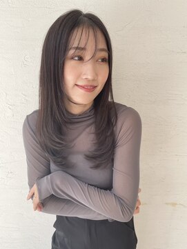 オーロ 西大寺店(ORO) 大人レイヤースタイル