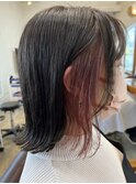 切りっぱなしボブ×インナーカラー