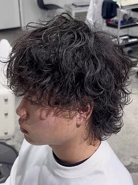 オーシャントーキョー(OCEAN TOKYO) 波巻きパーマウルフツーブロックマッシュウルフ韓国黒髪メンズ