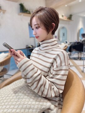 ロンド ストラーダ 心斎橋(Lond strada) ショート×ハイライト白髪ぼかし×切りっぱなしボブ[心斎橋]