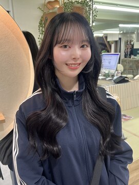 ハチ(HACHI) エクステ80本で馴染ませロング