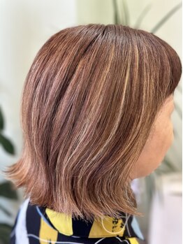 ナチュラル ヘア レイナ(Natural Hair REINA)の写真/白髪や髪質でお悩みの方オススメ♪こだわりのカラー剤でダメージレス＆いつまでもお洒落なスタイルに☆