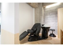 ゆったりとした癒やしの空間でヘッドスパの極上のリラクゼーションを