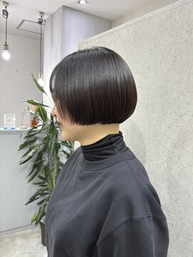 ヌーヴェル(nouvelle) 丸みボブ