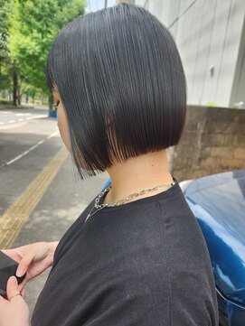 トリニティ ヘアー デザイン(TRiNiTy HAIR DESIGN) ミニボブ