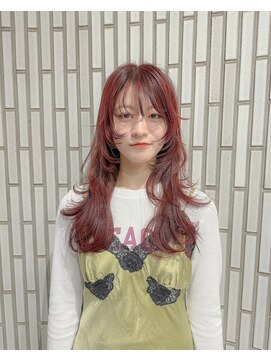 タス(tas) 何しても可愛い！たっぷりレイヤーのロングヘア