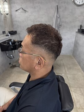 ヴェルゴ 沖浜店(vellgo) スキンフェード