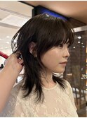 顔まわりレイヤーカットハッシュカットウルフレイヤーグレージュ